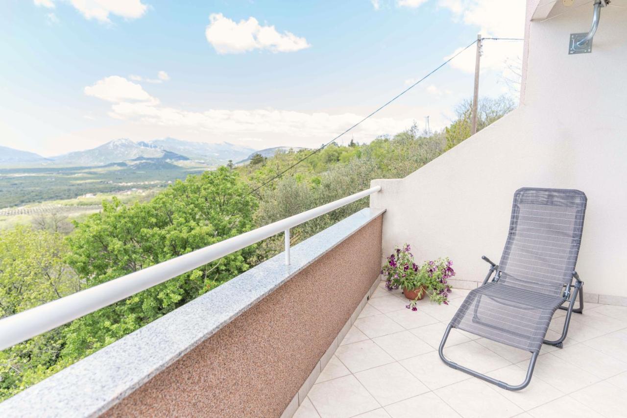 Apartman Lara Sestanovac Exterior photo
