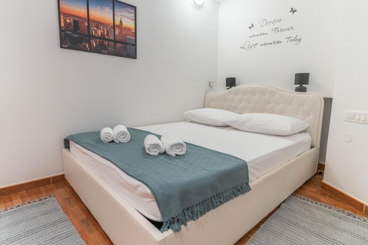 Apartman Lara Sestanovac Exterior photo